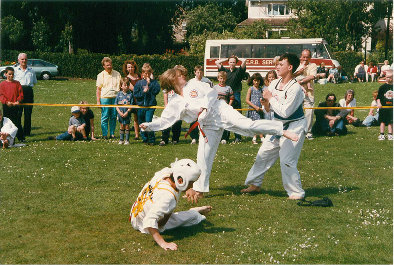 images of the repoening of Walbottle Village Institute in 1997