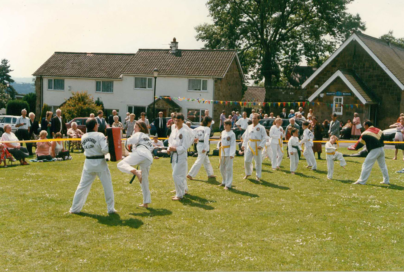 images of the repoening of Walbottle Village Institute in 1997