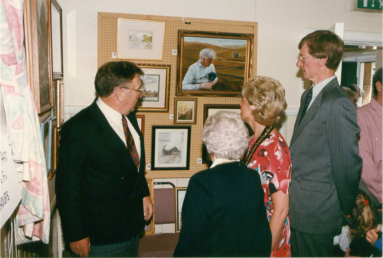 images of the repoening of Walbottle Village Institute in 1997