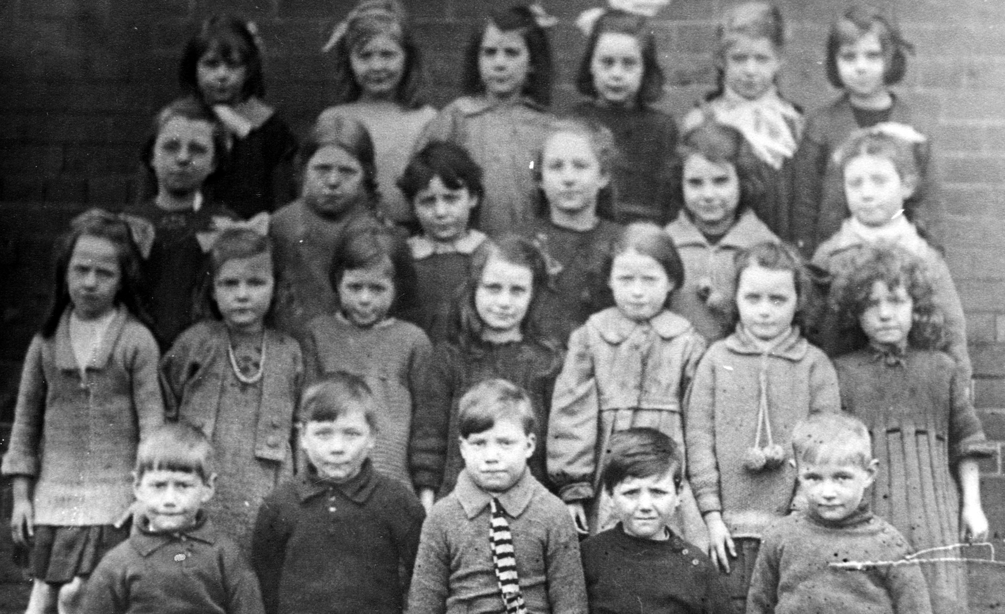 Walbottle Primary class, year unknown